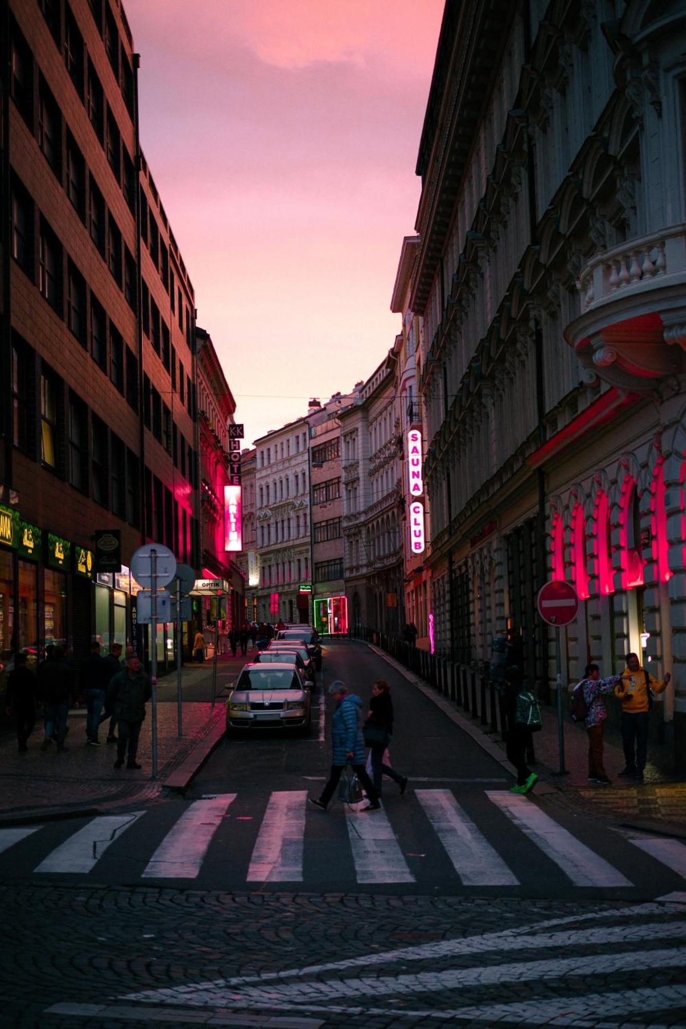 Cozy Homestay At Main Station * Praga